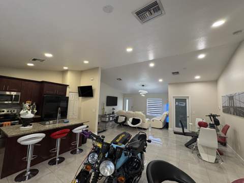 3941 Tropical Way, Palm Springs FL - photo 10 of 36