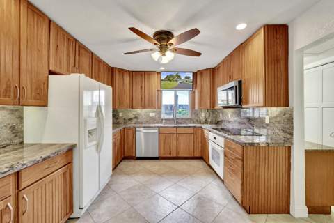 5081 SW 29th Way, Dania Beach FL - photo 14 of 52