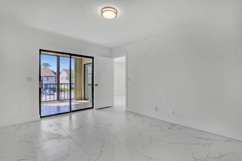 7690 Tahiti Lane #202, Lake Worth FL - photo 17 of 29