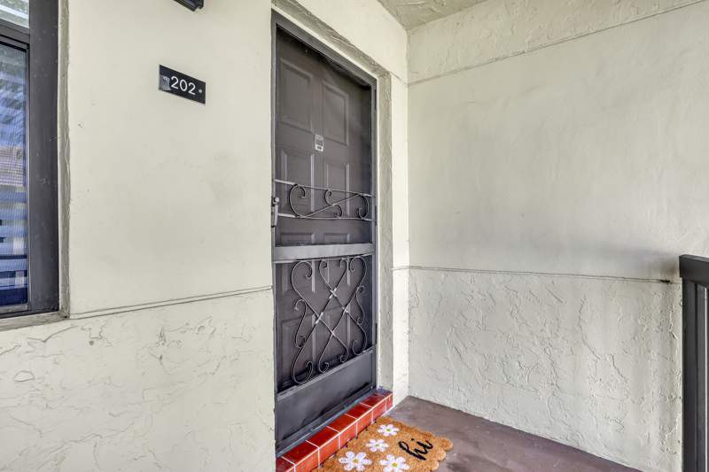2 bedroom Condominium at 7690 Tahiti Lane #202, Lucerne Pointe One,Two,Three Four,Seven,Eight,Nine, Lake Worth — photo 4