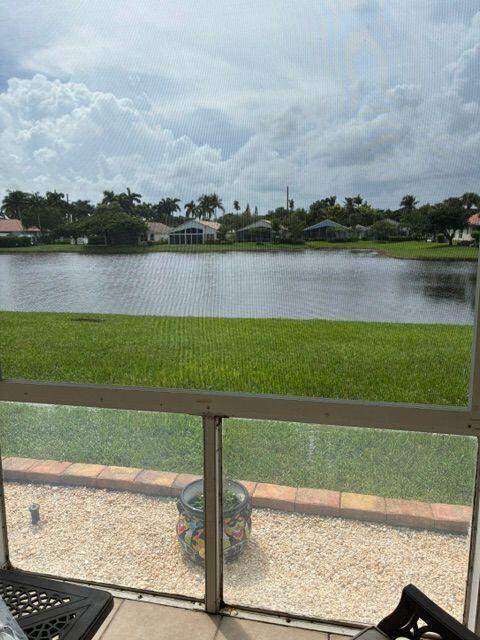 3 bedroom Single Family Residence at 10398 Utopia Circle, Grove Isle, Boynton Beach — photo 2