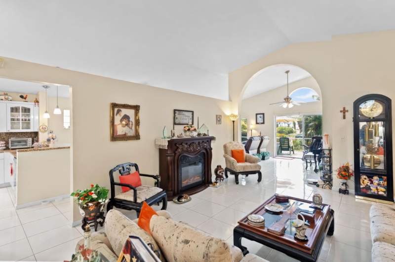 3 bedroom Single Family Residence at 9847 Harbour Lake Circle, Palm Isles, Boynton Beach — photo 5