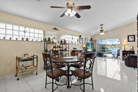 9847 Harbour Lake Circle, Boynton Beach FL - photo 24 of 69