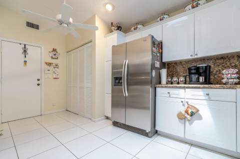 9847 Harbour Lake Circle, Boynton Beach FL - photo 19 of 69
