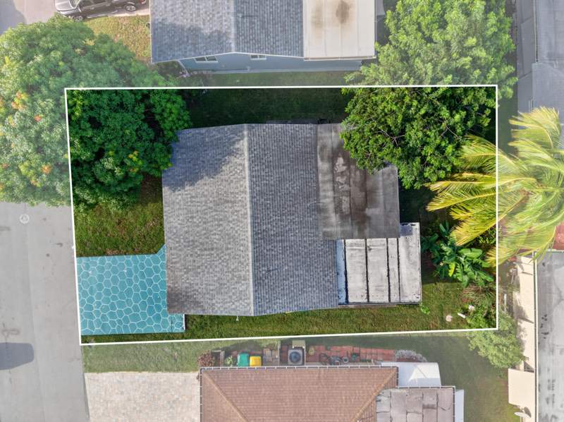 2 bedroom Single Family Residence at 6102 NW 69th Avenue, Mainlands Of Tamarac Lakes, Tamarac — photo 3