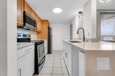 2840 NE 33rd Court #2, Fort Lauderdale FL - photo 10 of 45