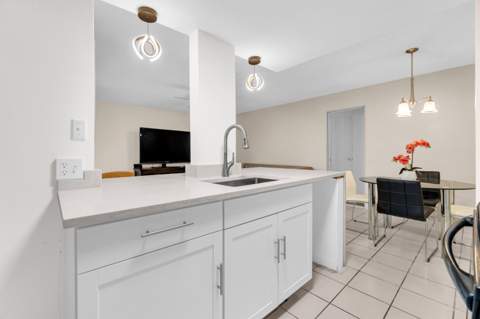 2840 NE 33rd Court #2, Fort Lauderdale FL - photo 11 of 45