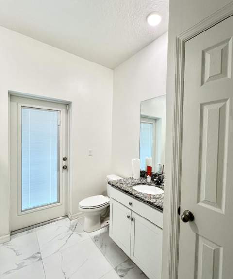103 SW Grove Avenue, Port St. Lucie FL - photo 9 of 11