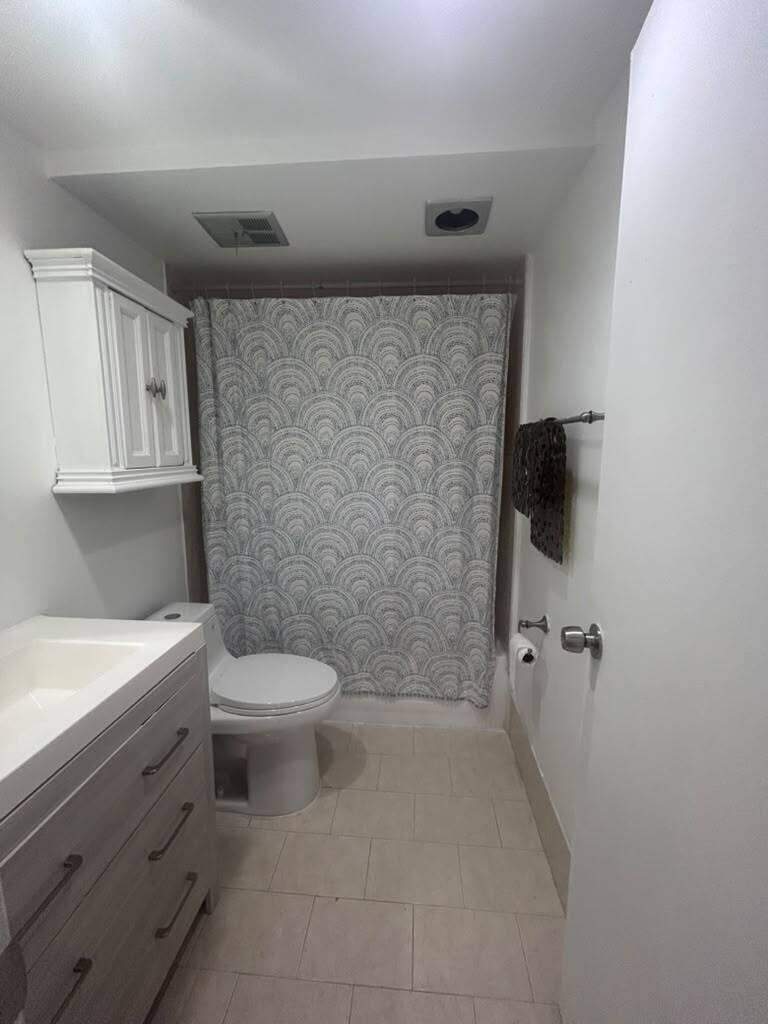 1 bedroom Condominium at 7300 NW 17th Street #320, Omega Condo No 4, Plantation — photo 3