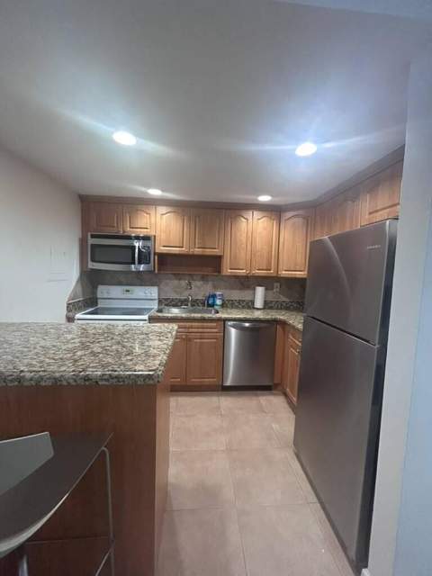 7300 NW 17th Street #320, Plantation FL - photo 15 of 20