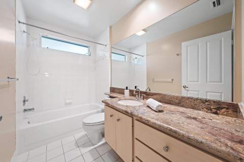 8404 Chapman Oak Court, Palm Beach Gardens FL - photo 14 of 46