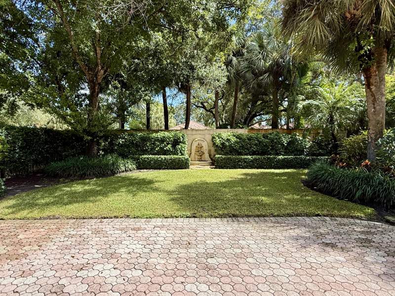 3 bedroom Single Family Residence at 100 Winter Club Court, Oaks Oaks East 1, Palm Beach Gardens — photo 2