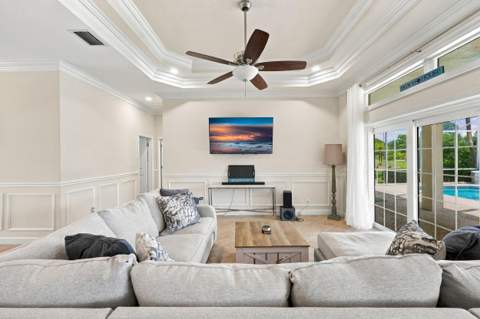 8008 Links Way, Port St. Lucie FL - photo 15 of 103