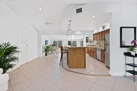 1636 NE 7th Terrace, Fort Lauderdale FL - photo 6 of 22