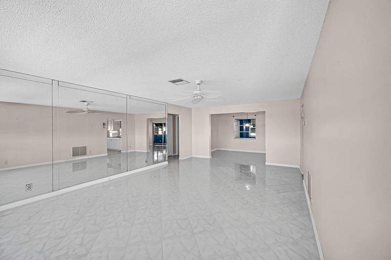 2 bedroom Single Family Residence at 1515 SW 21st Street, Palm Beach Leisureville Sec 10, Boynton Beach — photo 4