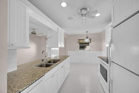 1515 SW 21st Street, Boynton Beach FL - photo 12 of 29
