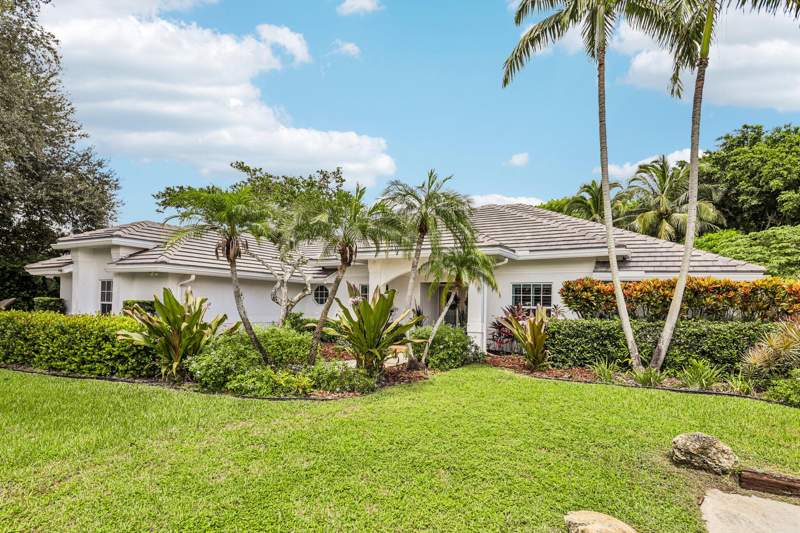 4 bedroom Single Family Residence at 4129 Saint Andrews Drive, Pine Tree Golf Club, Boynton Beach — photo 3