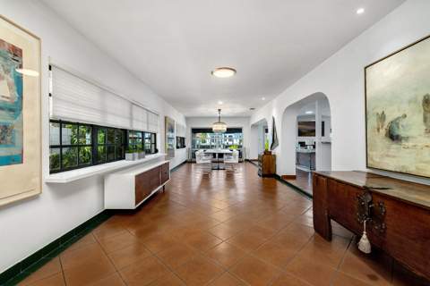 325 Coconut Isle Drive, Fort Lauderdale FL - photo 10 of 35