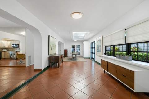 325 Coconut Isle Drive, Fort Lauderdale FL - photo 13 of 35