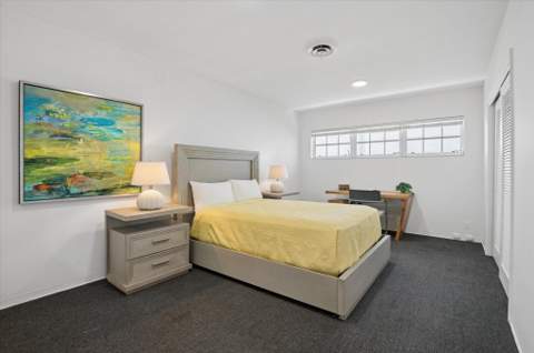 325 Coconut Isle Drive, Fort Lauderdale FL - photo 23 of 35