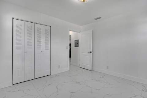 7690 Tahiti Lane #202, Lake Worth FL - photo 23 of 29