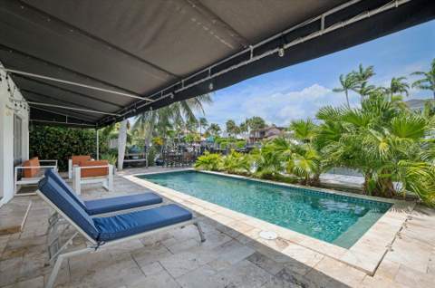 325 Coconut Isle Drive, Fort Lauderdale FL - photo 7 of 35