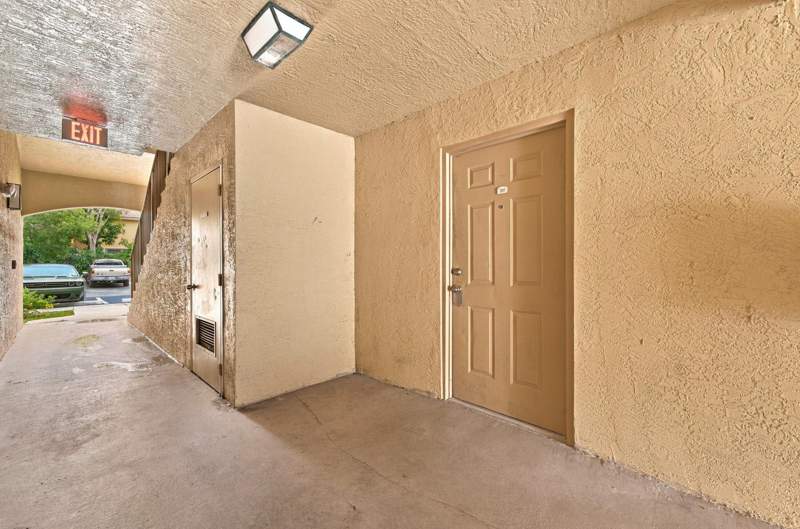 2 bedroom Condominium at 4041 San Marino Boulevard #105, Emerald Isle At Laguna Lakes Condo, West Palm Beach — photo 4