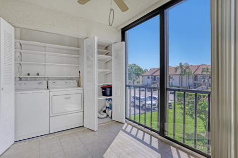 7690 Tahiti Lane #202, Lake Worth FL - photo 21 of 29