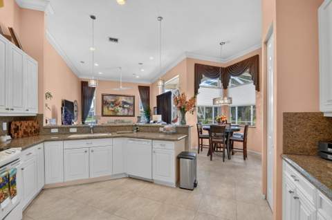 9320 Caserta Street, Lake Worth FL - photo 15 of 99