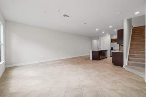 4488 Appleton Circle, Oakland Park FL - photo 18 of 82