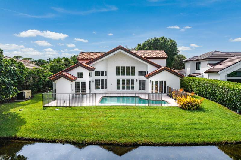 5 bedroom Single Family Residence at 6026 NW 30th Way, Seasons, Boca Raton — photo 4
