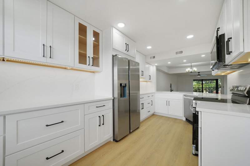 2 bedroom Condominium at 23345 Carolwood Lane #406, Pines Of Boca Barwood Condo, Boca Raton — photo 3