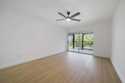 23345 Carolwood Lane #406, Boca Raton FL - photo 13 of 36