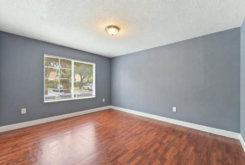4041 San Marino Boulevard #105, West Palm Beach FL - photo 15 of 38