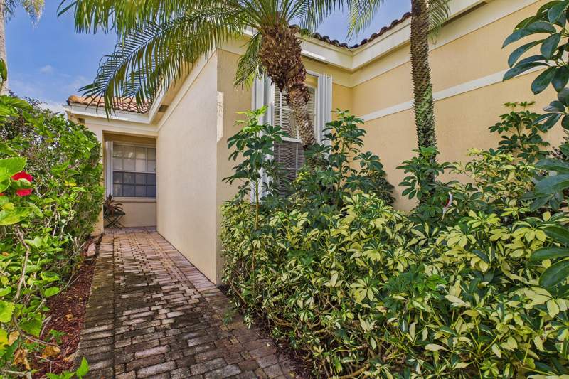 2 bedroom Single Family Residence at 7032 Cataluna Circle, Vizcaya 2, Delray Beach — photo 2