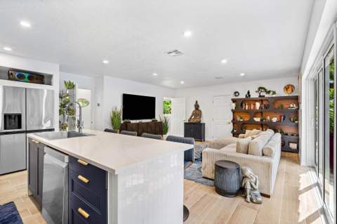 2041 NE 30th Street, Fort Lauderdale FL - photo 11 of 43