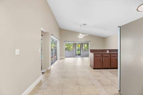 4790 NW 85th Avenue, Lauderhill FL - photo 10 of 42