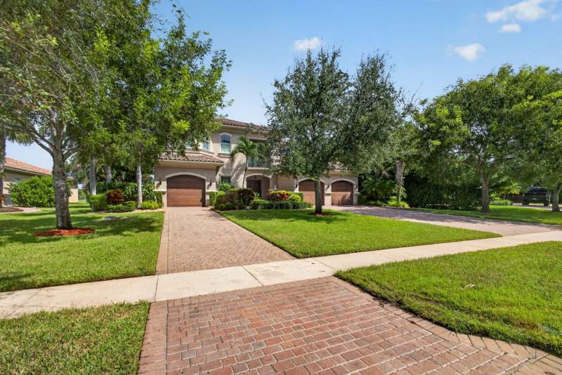 4 bedroom Single Family Residence at 11117 Lynwood Palm Way, Bayhill Estates, Palm Beach Gardens — photo 5