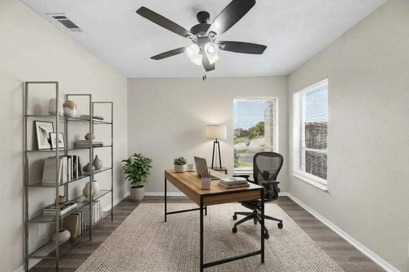 4 bedroom Single Family Residence at 4790 NW 85th Avenue, City Of Lauderhill Sec 1, Lauderhill — photo 5