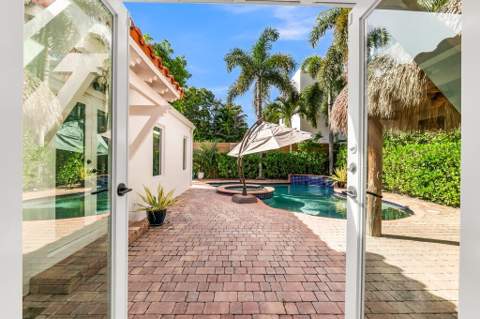 712 Ponce De Leon Drive, Fort Lauderdale FL - photo 19 of 50