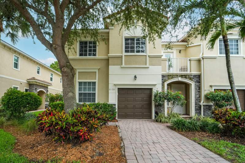 4 bedroom Townhouse at 6128 SE Portofino Circle #104, Heritage Enclave, Hobe Sound — photo 4