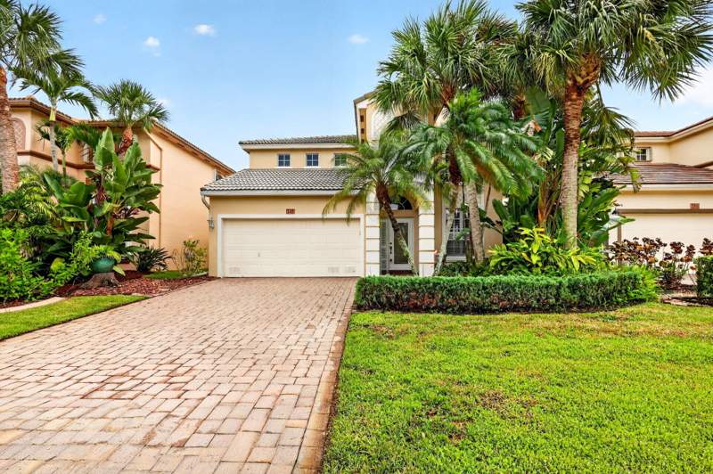 4 bedroom Single Family Residence at 248 NW Red Cedar Street #248, Jensen Beach Country Club, Jensen Beach — photo 5