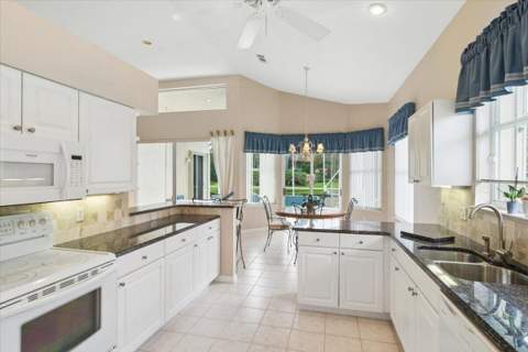 7236 Marsh Terrace, Port St. Lucie FL - photo 14 of 48