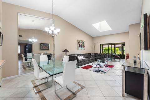 6375 Kings Gate Circle, Delray Beach FL - photo 12 of 46