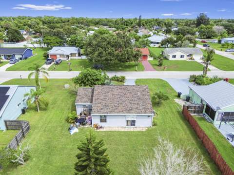 1549 SE South Balcourt, Port St. Lucie FL - photo 13 of 22