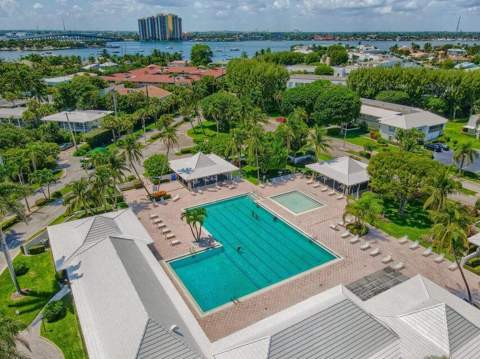 1071 Sugar Sands Boulevard #8, Singer Island FL - photo 13 of 70