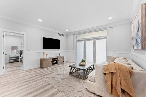 233 Lake Terrace, Delray Beach FL - photo 6 of 48
