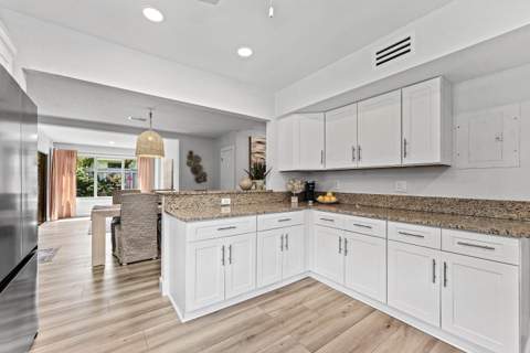 233 Lake Terrace, Delray Beach FL - photo 10 of 48