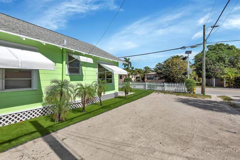 2 bedroom Single Family Residence at 713 10th Avenue, Lake Worth Town Of, Lake Worth Beach — photo 3