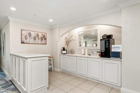 1620 S Ocean Boulevard #5H, Lauderdale-By-The-Sea FL - photo 16 of 52